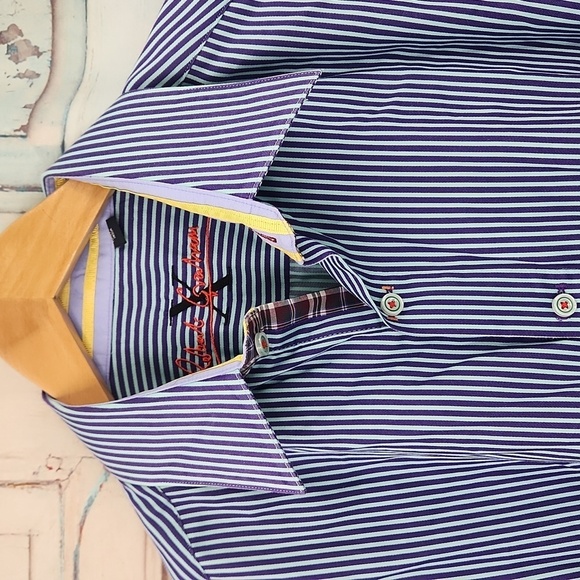 Robert Graham Flip Cuff Striped Shirt - Picture 1 of 11